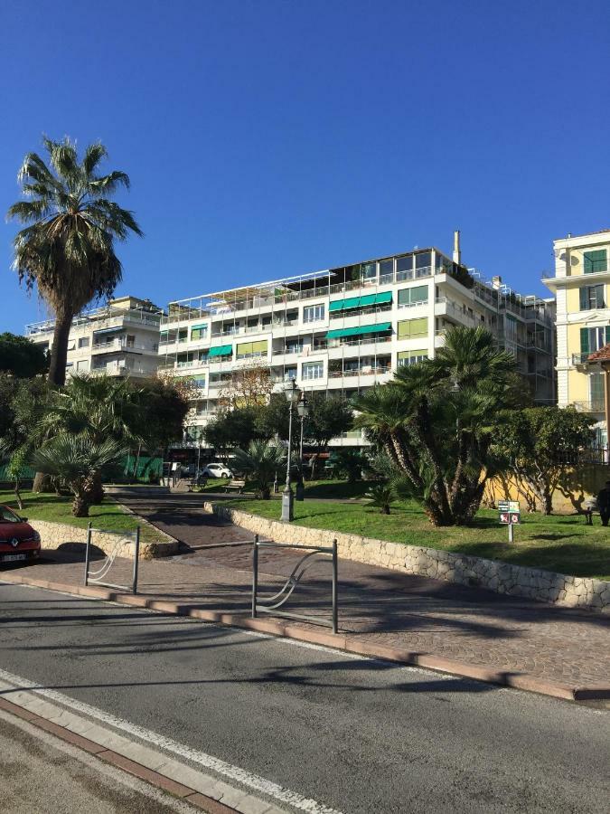 Appartamento Parva Domus Sanremo Esterno foto