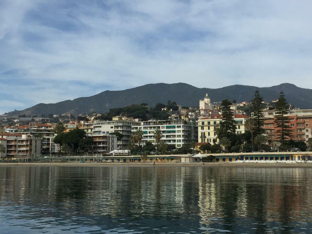 Appartamento Parva Domus Sanremo Esterno foto